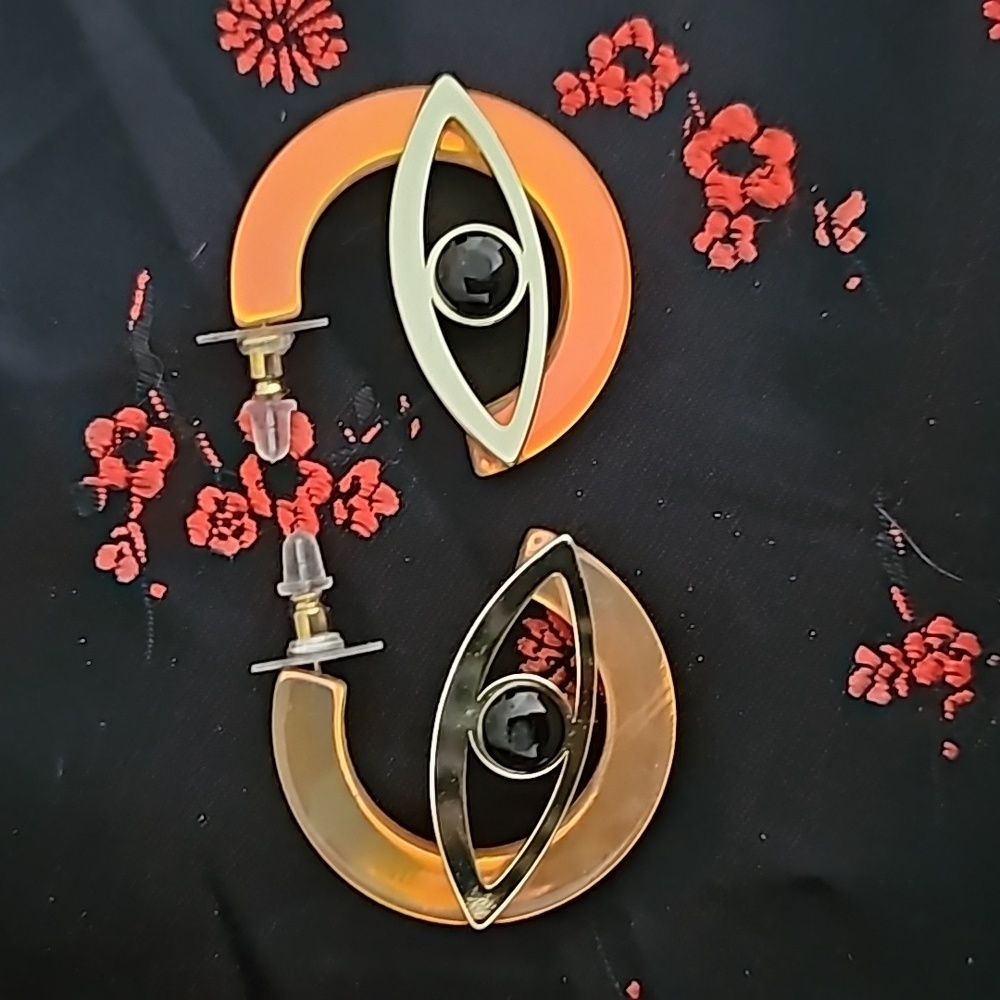Evil eye 🧿🧿 earrings NIB